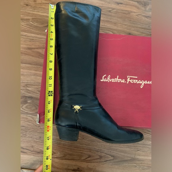 Vintage Salvatore Ferragamo Alisa Leather Boots 6.5 - Picture 5 of 9